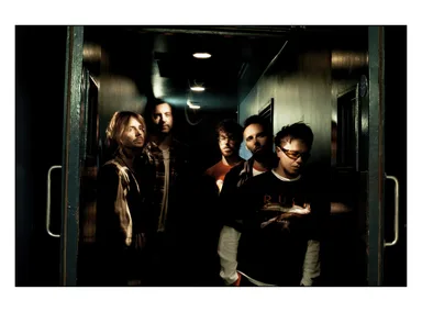 Nothing But Thieves - The Stray Dogs World Tour